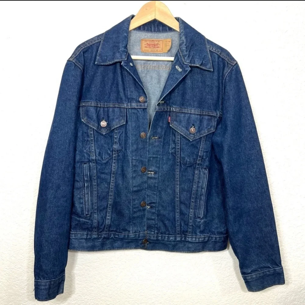 Vintage 80’s Levi’s Trucker Jean Jacket Denim Blue Style 70506 Size 42
